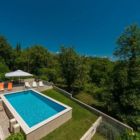 Harmonia Apartamento Čilipi